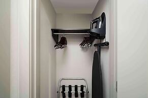 Homewood Suites by Hilton Boston Logan Airport Chelsea