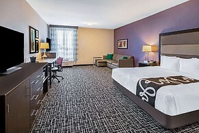La Quinta Inn & Suites by Wyndham McAllen La Plaza Mall