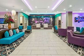 La Quinta Inn & Suites by Wyndham McAllen La Plaza Mall