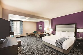 La Quinta Inn & Suites by Wyndham McAllen La Plaza Mall