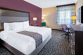 La Quinta Inn & Suites by Wyndham McAllen La Plaza Mall