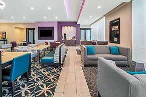 La Quinta Inn & Suites by Wyndham McAllen La Plaza Mall