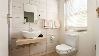 Lady Loch Country House