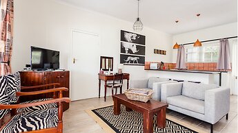 Lady Loch Country House