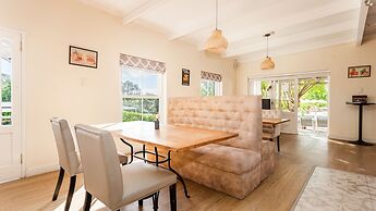 Lady Loch Country House