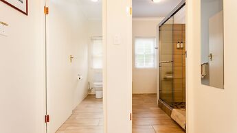 Lady Loch Country House