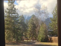 Glacier View RV Park and Cabins