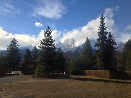 Glacier View RV Park and Cabins