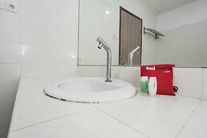 RedDoorz @ Panglima Sudirman