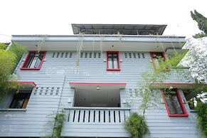 RedDoorz @ Sersan Bajuri