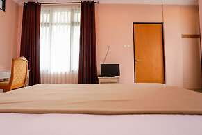 RedDoorz @ Sersan Bajuri