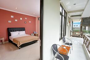 RedDoorz @ Sersan Bajuri