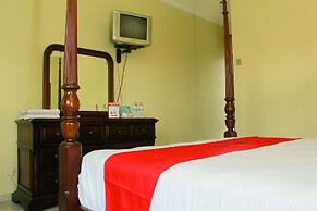 RedDoorz @ Sersan Bajuri