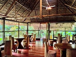 Ecolucerna Lodge Tambopata