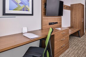 Holiday Inn Express & Suites Siloam Springs by IHG