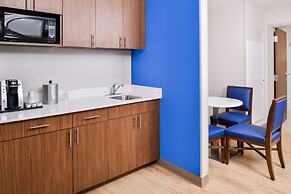 Holiday Inn Express & Suites Siloam Springs by IHG