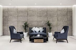 Grand Lily Hotel Suites