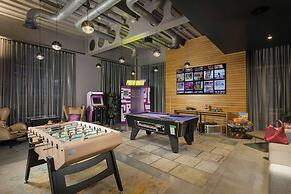 Moxy London Excel