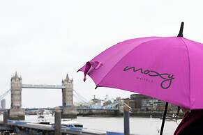 Moxy London Excel