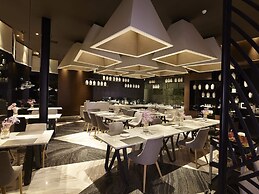 Mercure Yangzhou Dongguan Street