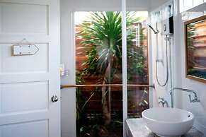 Sandingan Island Resort