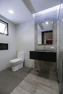 Capital O 740 Bliss Hotel Dau
