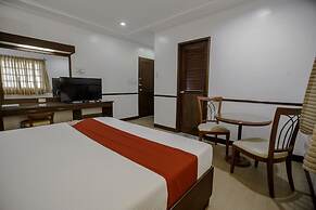 Capital O 740 Bliss Hotel Dau
