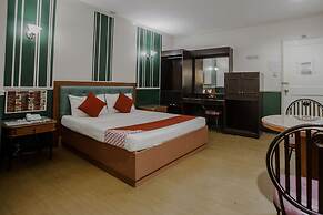 Capital O 740 Bliss Hotel Dau