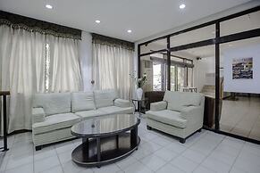 Capital O 740 Bliss Hotel Dau