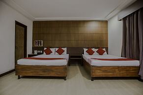 Capital O 740 Bliss Hotel Dau