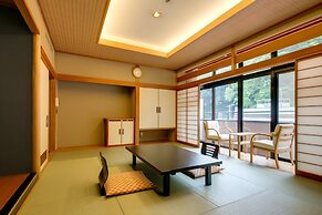 Yugawara Mizunokaori