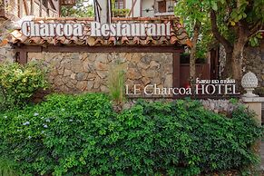 Le Charcoa Hotel