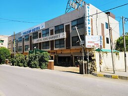 Hilltop Hotel