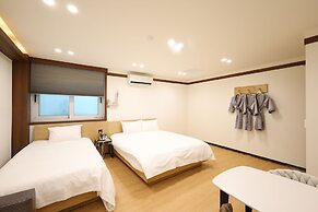 JB Plus Hotel