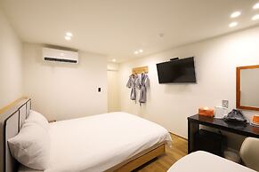 JB Plus Hotel