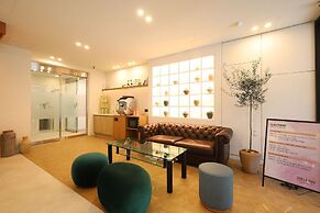 JB Plus Hotel