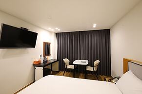 JB Plus Hotel