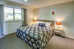 Marakura Deluxe Motels