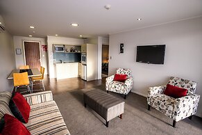 Marakura Deluxe Motels