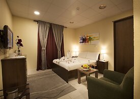 Palms Lily Hotel Suites