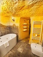 Acropolis Cave Suite