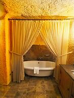 Acropolis Cave Suite