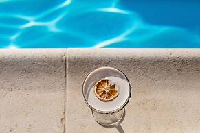 Athina Studios & Suites