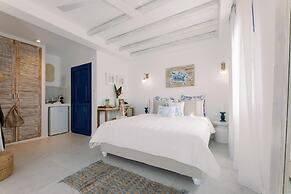 Athina Studios & Suites