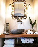 Athina Studios & Suites