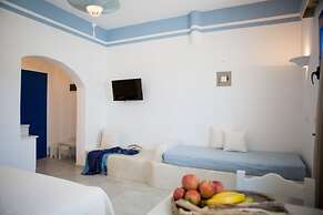 Athina Studios & Suites