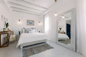 Athina Studios & Suites