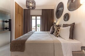 Athina Studios & Suites