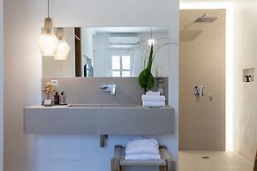 Athina Studios & Suites