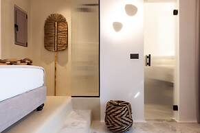 Athina Studios & Suites